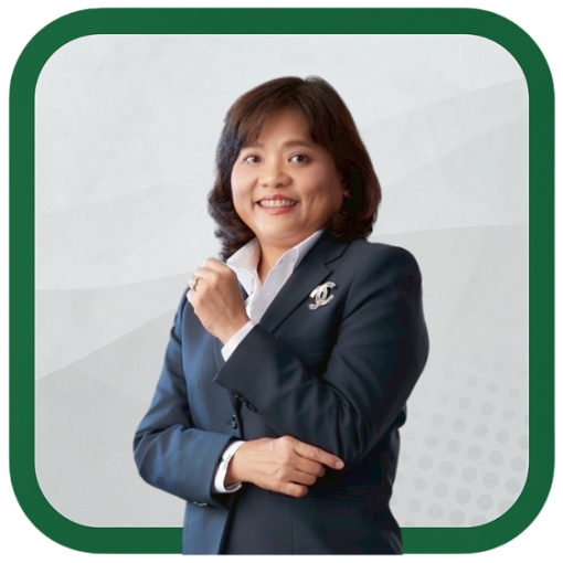 นางภัทรพร วรทรัพย์