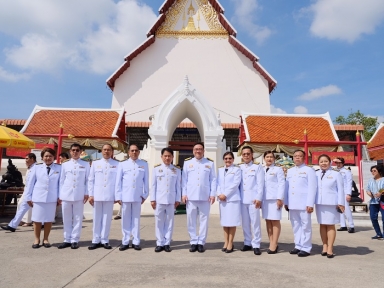 นายจุลพันธ์ อมรวิวัฒน์ ประธานกรรมการ ธ.ก.ส. เป็นประธานพิธีถวายผ้าพระกฐินพระราชทาน จังหวัดสุพรรณบุรี 