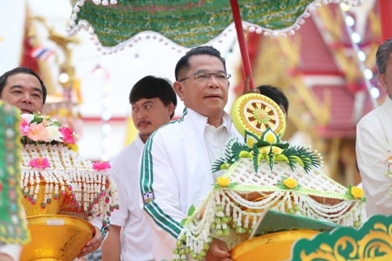 กรรมการ ธ.ก.ส. ร่วมกิจกรรมกฐินสามัคคี ประจำปี 2568 ณ วัดสังลาน จังหวัดปทุมธานี