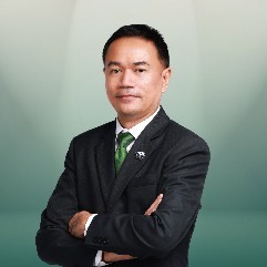 นายสุธีร์ วิศิษฎ์วรากร