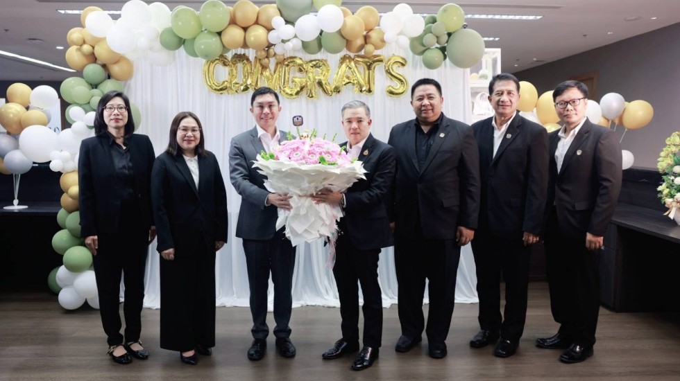 ธ.ก.ส. ร่วมแสดงความยินดีกับผู้อำนวยการและรองผู้อำนวยการสำนักงบประมาณ เนื่องในโอกาสเข้ารับตำแหน่ง